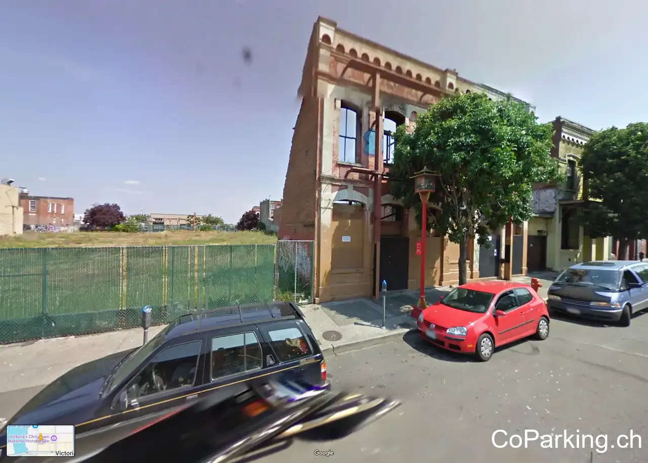 1705 Store St Parking