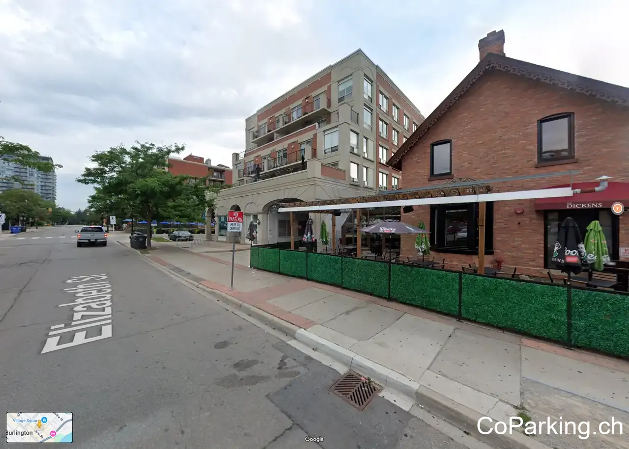 423 Elizabeth St Parking