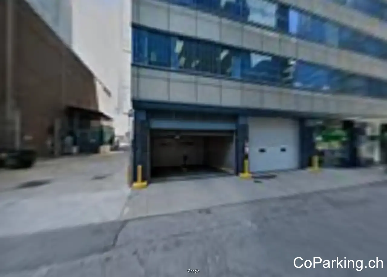 Parking Indigo - 200 King Street West