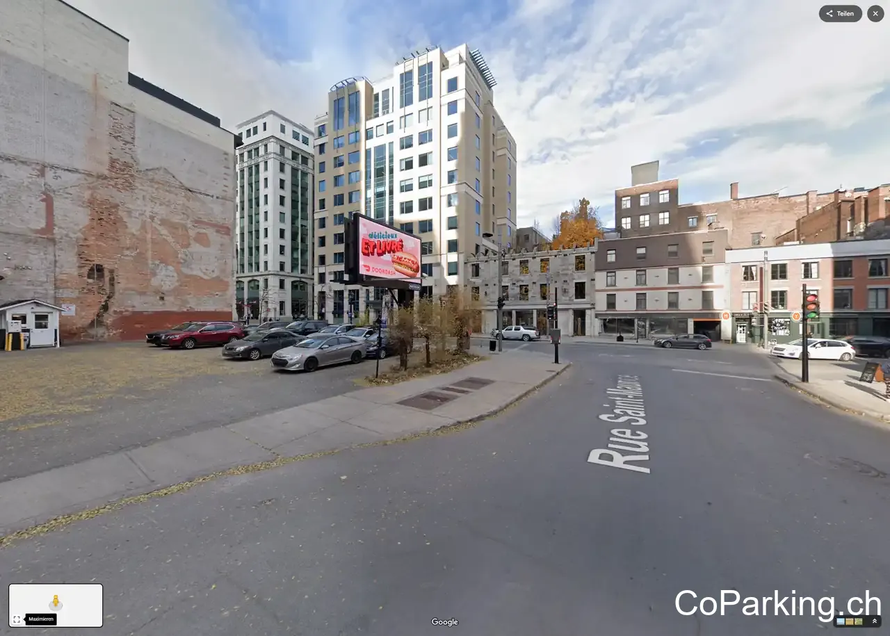 465-467 Rue de Longueuil Parking