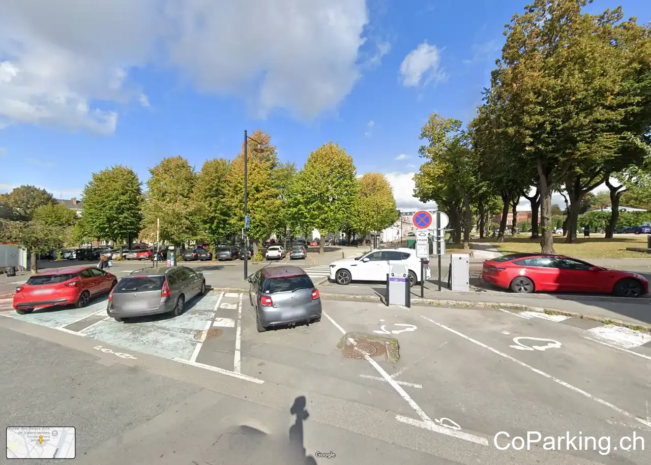 Pass Pass Electrique Charging Station