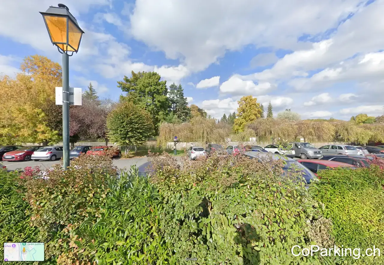Parking place du Maquis Césario