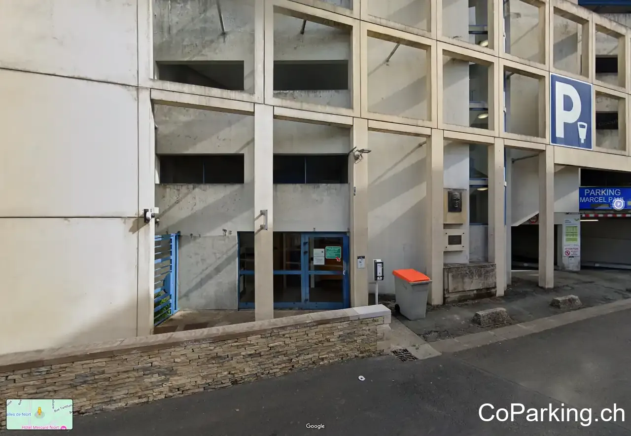 Parking Marcel Paul (entrée)