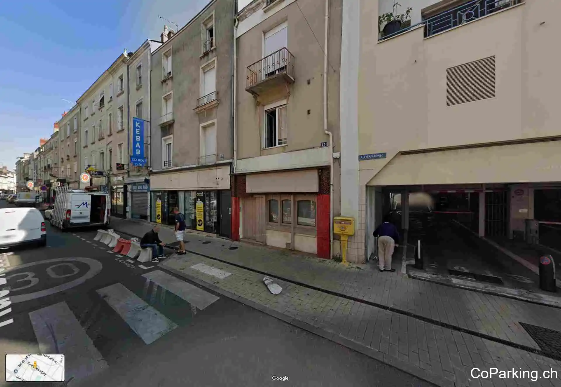 Parking Bressigny