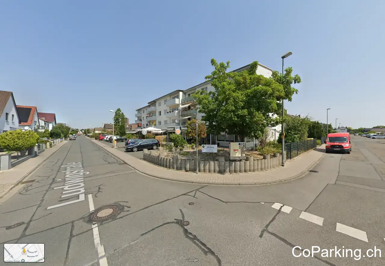 Öffentlicher Parkplatz