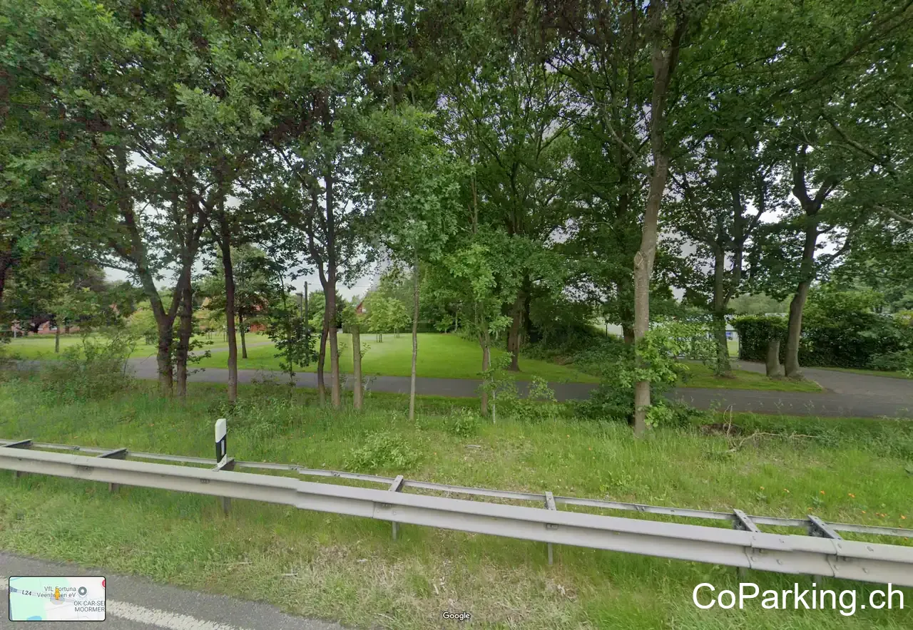 Parkplatz Nord - Blaue Lagune