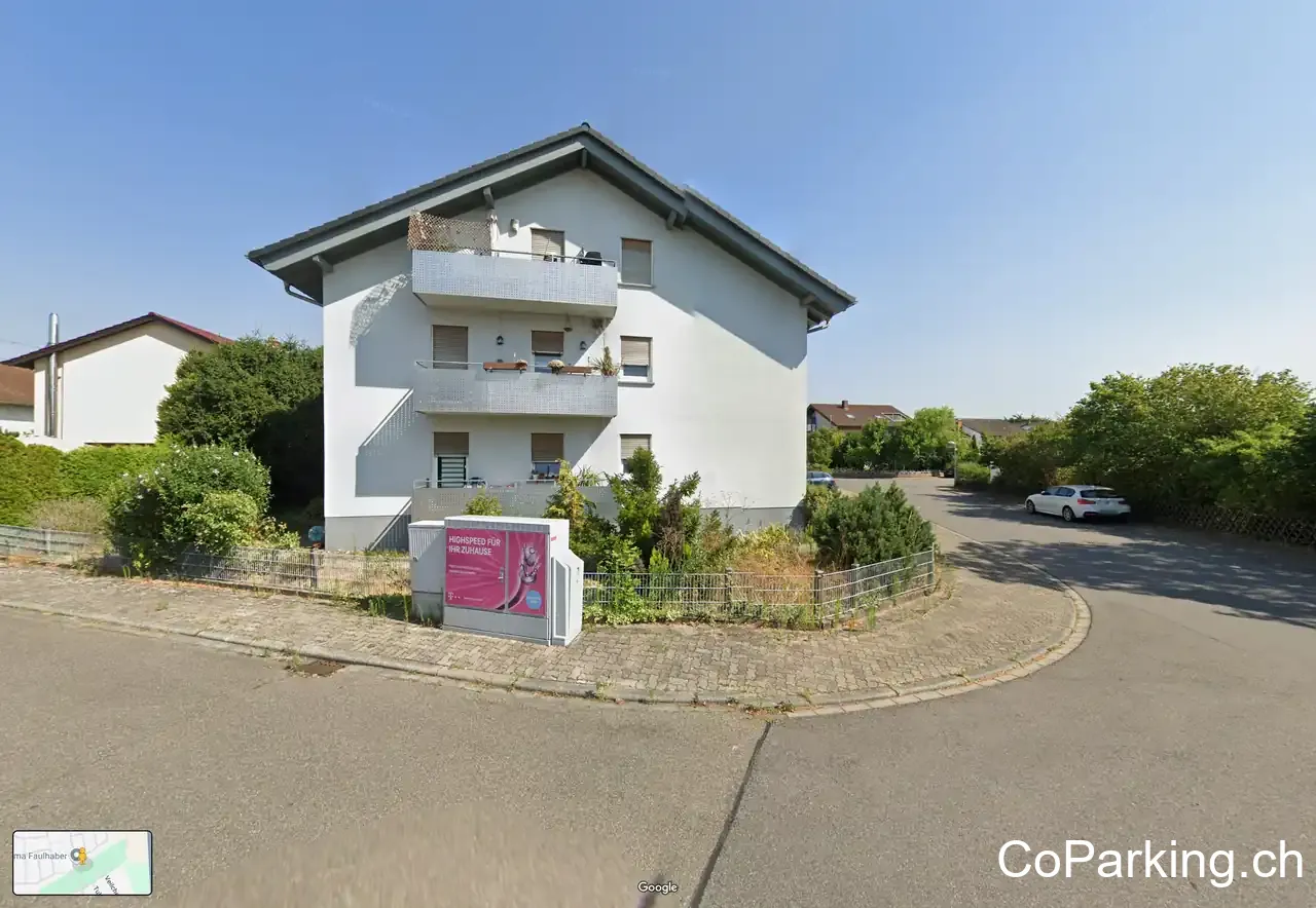 Öffentlicher Parkplatz