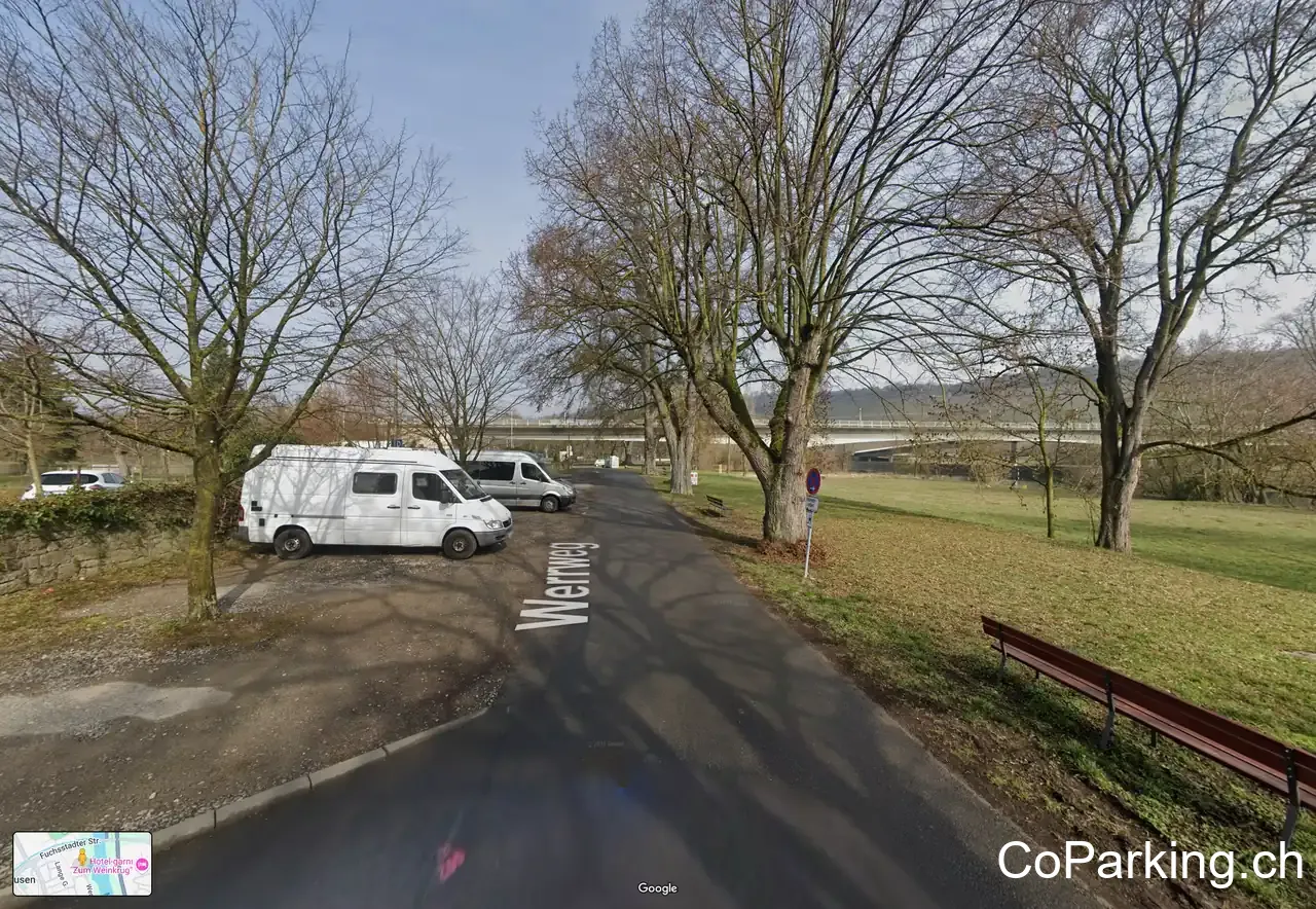 Parkplatz am Main
