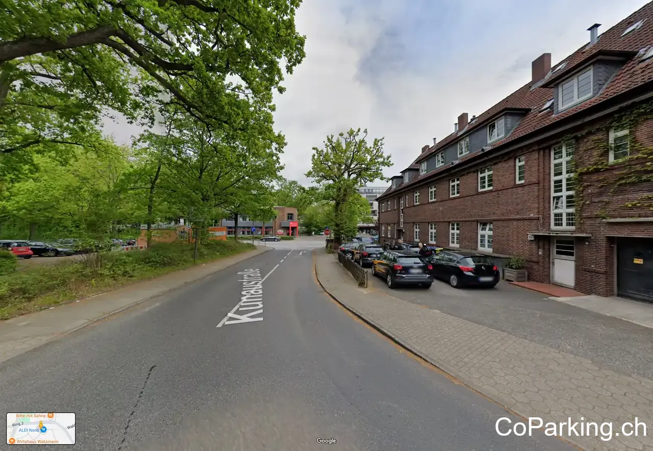 Kunaustraße 4 Parking