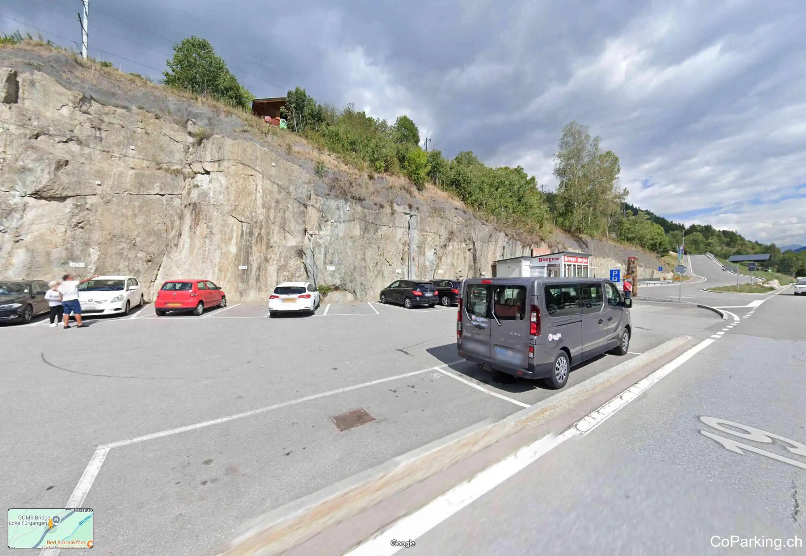 Parking Goms Bridge