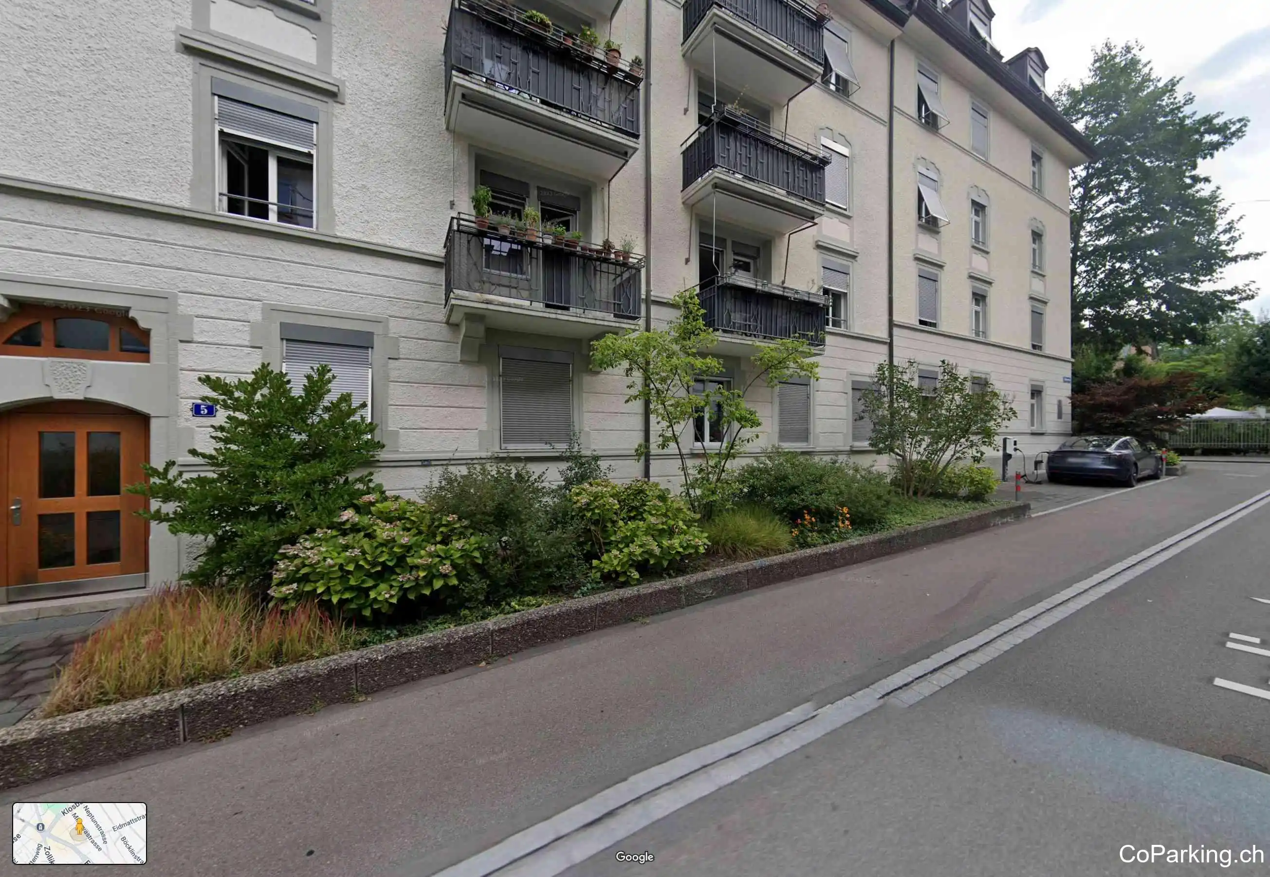 Parking Juliastr.
