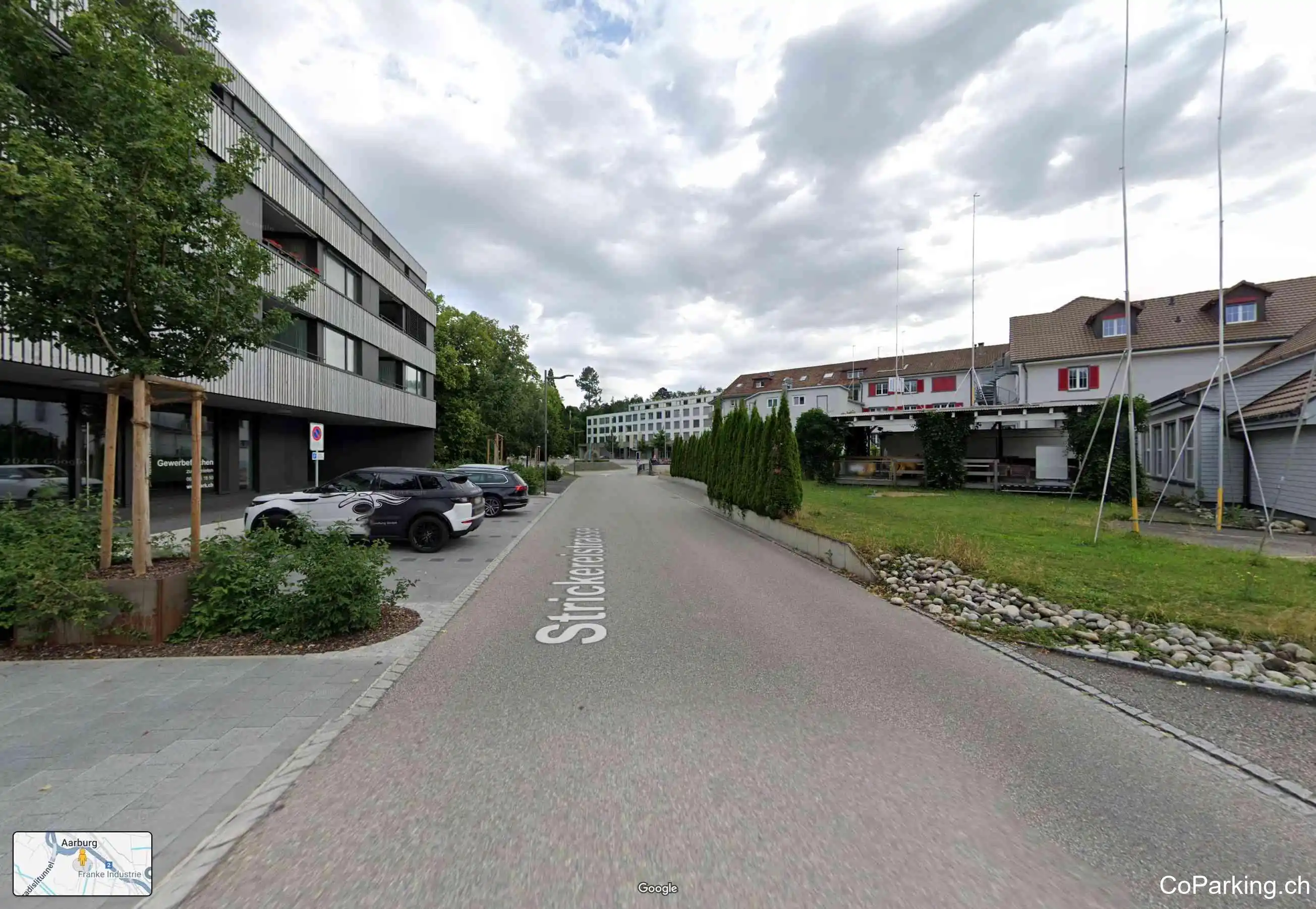 Parking Strickereistr.