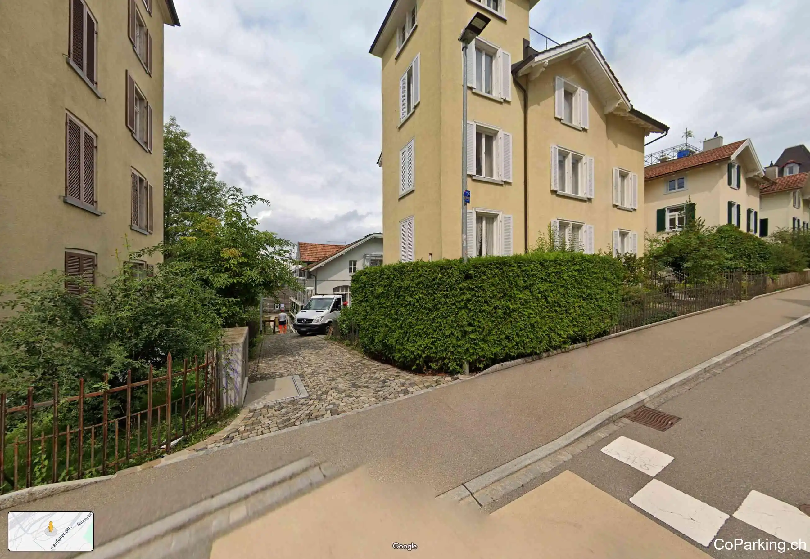 Parking Treuackerstr.