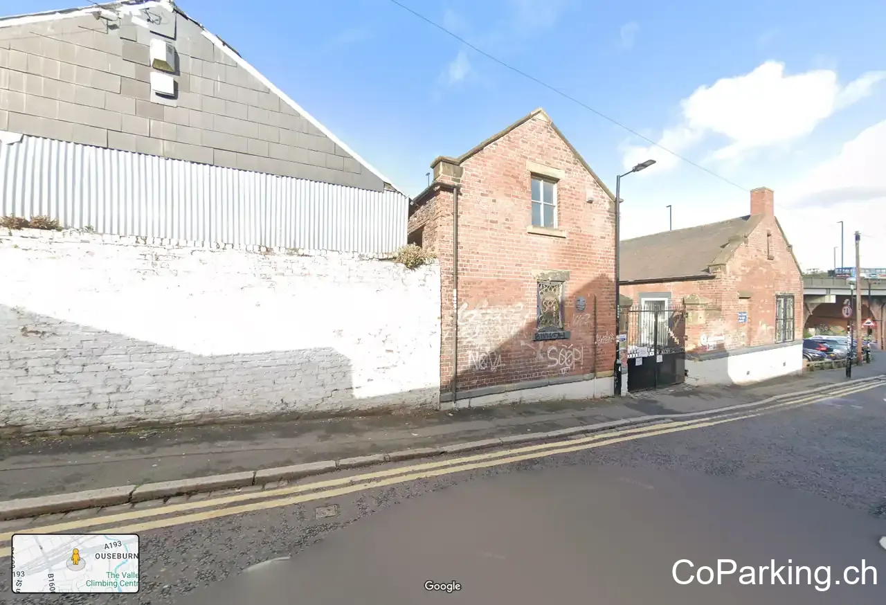 Bank Top Garage