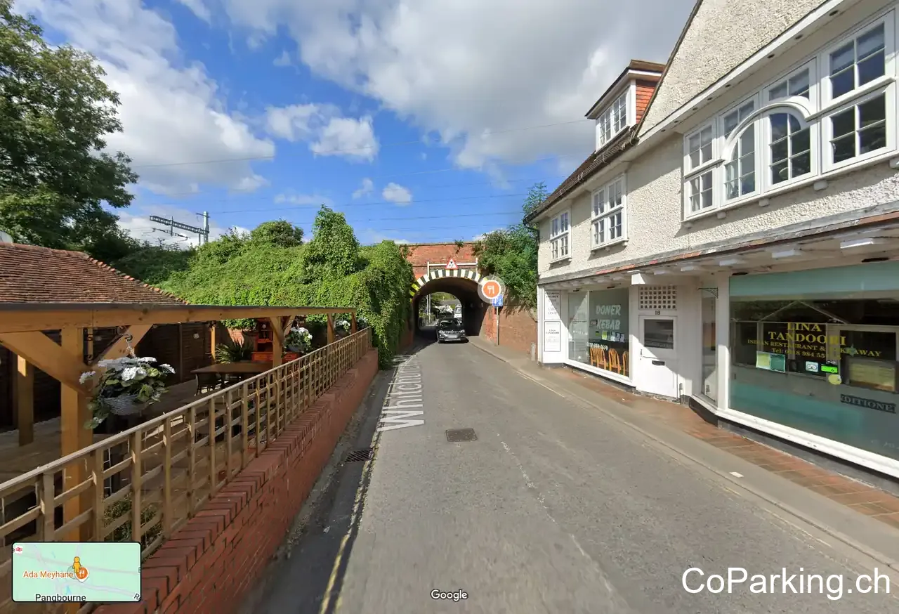 Vision Express Opticians - Pangbourne