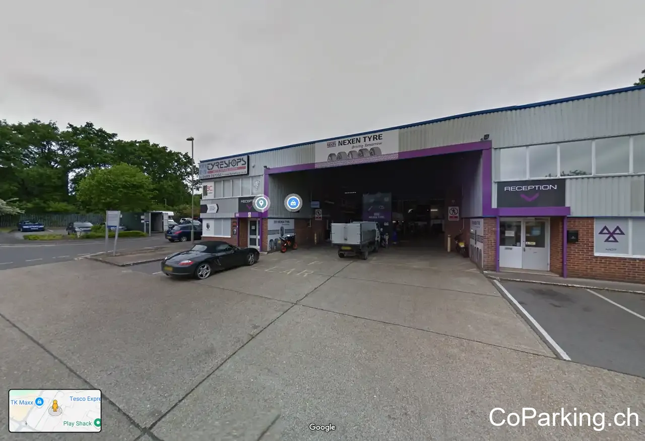 HiQ Tyres & Autocare Hedge End (Tyreshops)