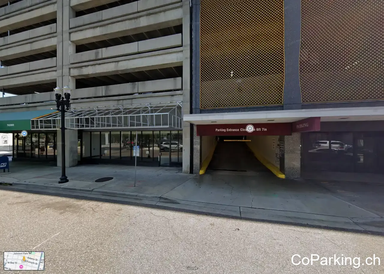 Truist Center Square Garage