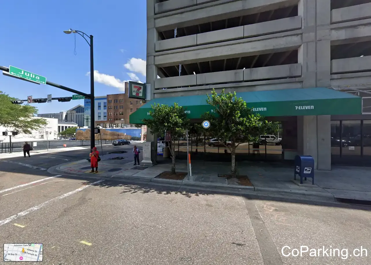 Center Square/BBT Garage