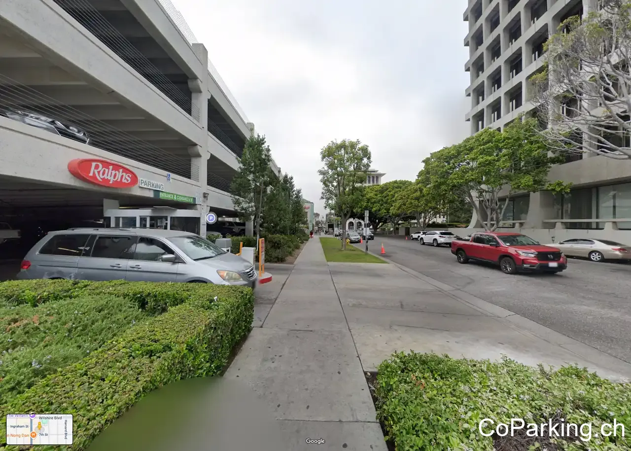 Ralphs Parking Garage