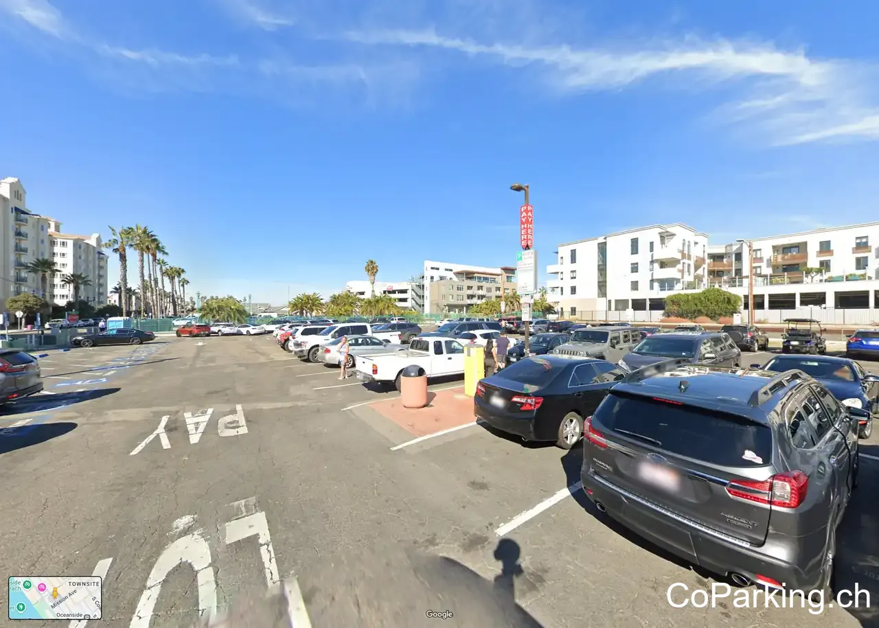 200-298 N Myers St Parking