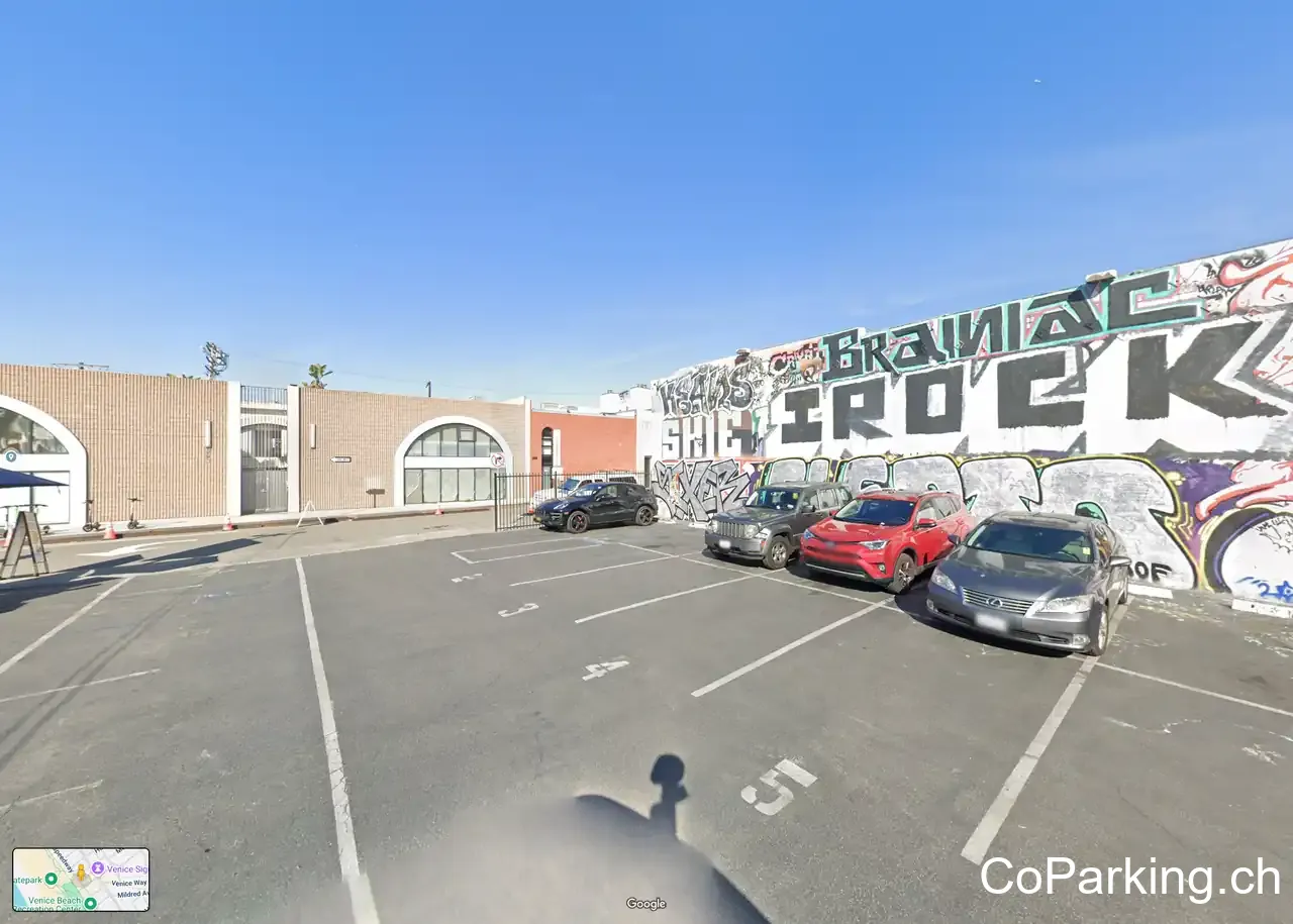 46 Market St Parking