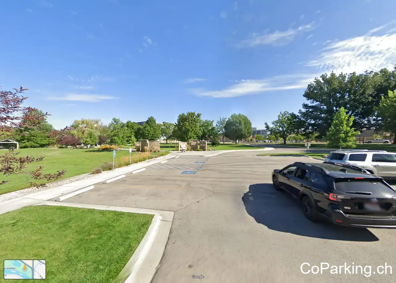 700 S CAPITOL BLVD Parking