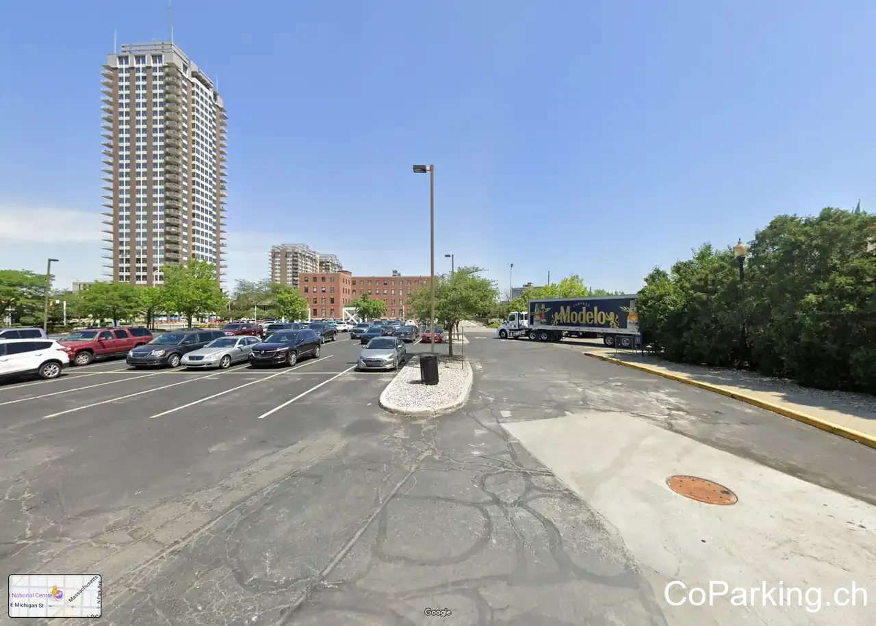 502 N New Jersey St Parking