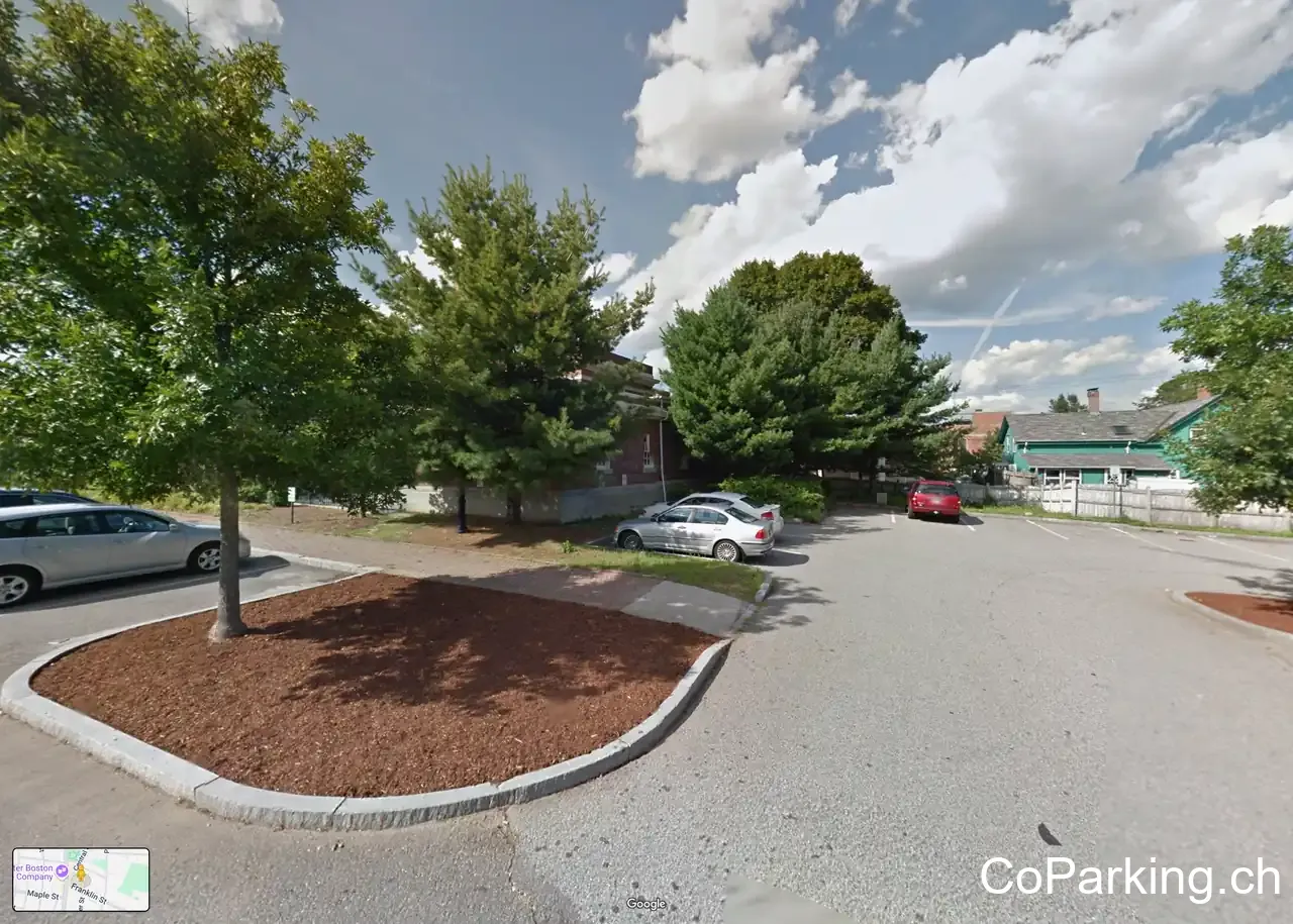 Fuller Street Public Parking Lot