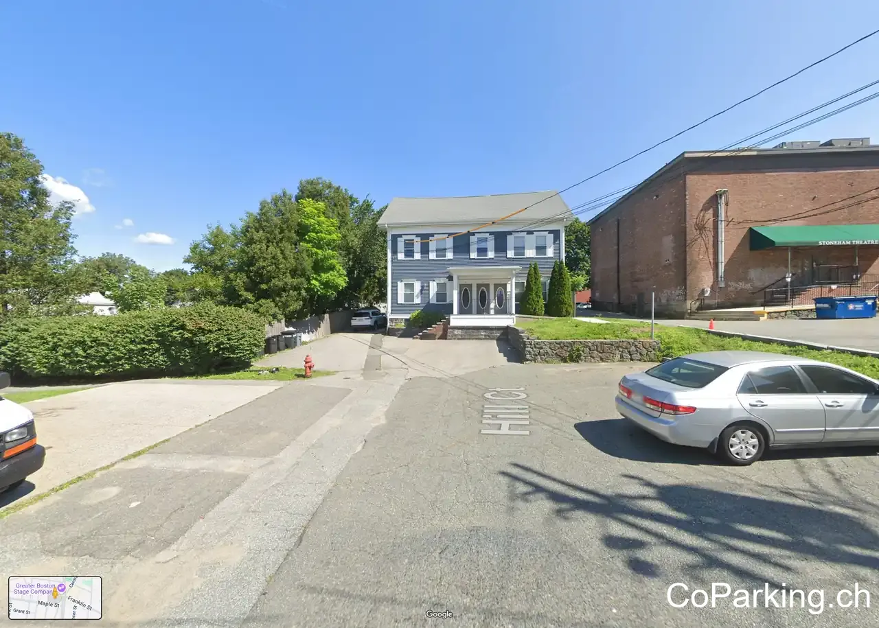 Hill Ct Public Parking Lot