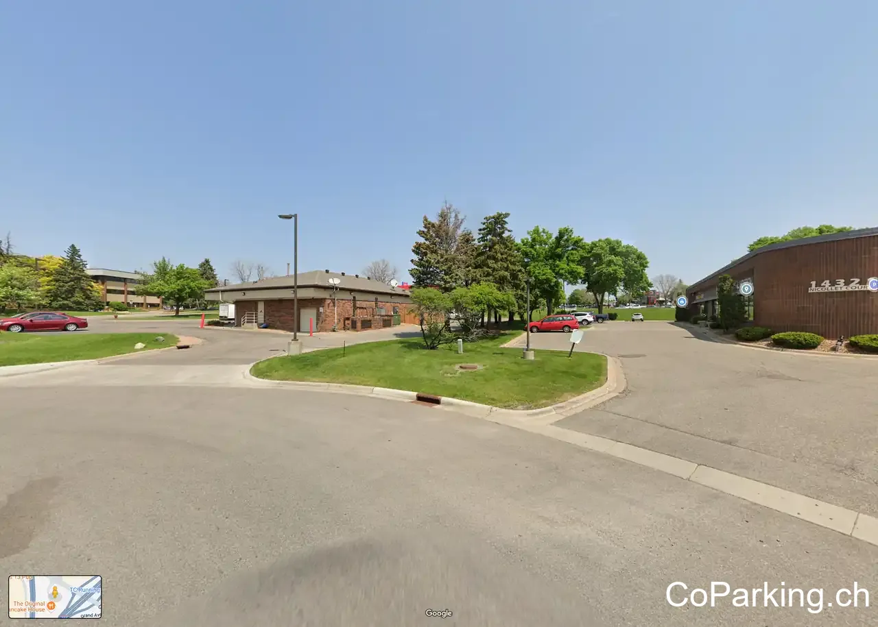 14350 Nicollet Court Parking