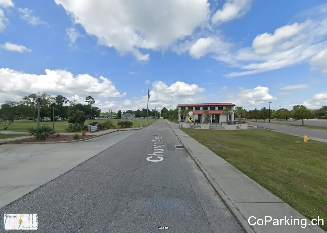 D'Iberville Town Green and Visitors Center
