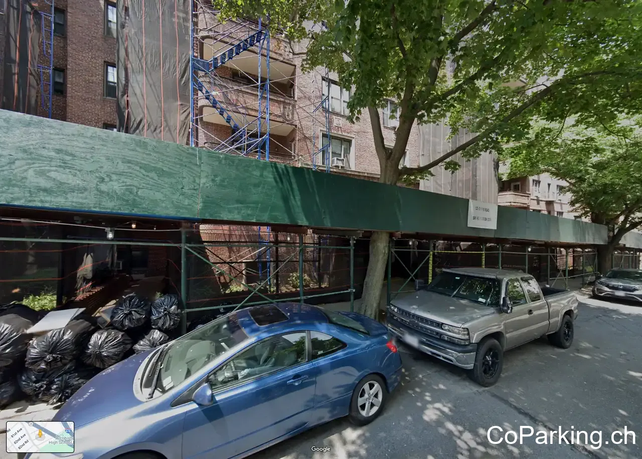 Court View Owners Garage