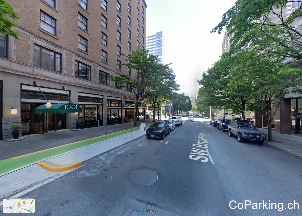 1000 Broadway Garage