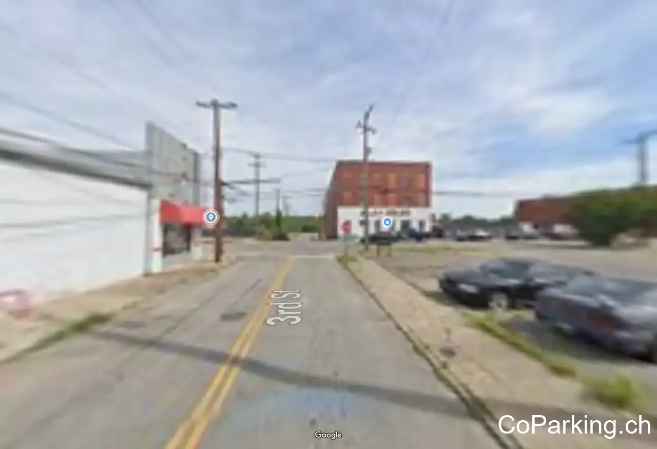 Moore's Auto and Towing Inc.