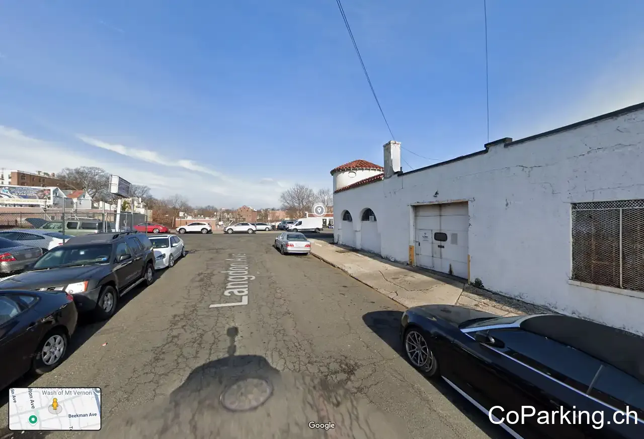 Ozzie auto body Inc