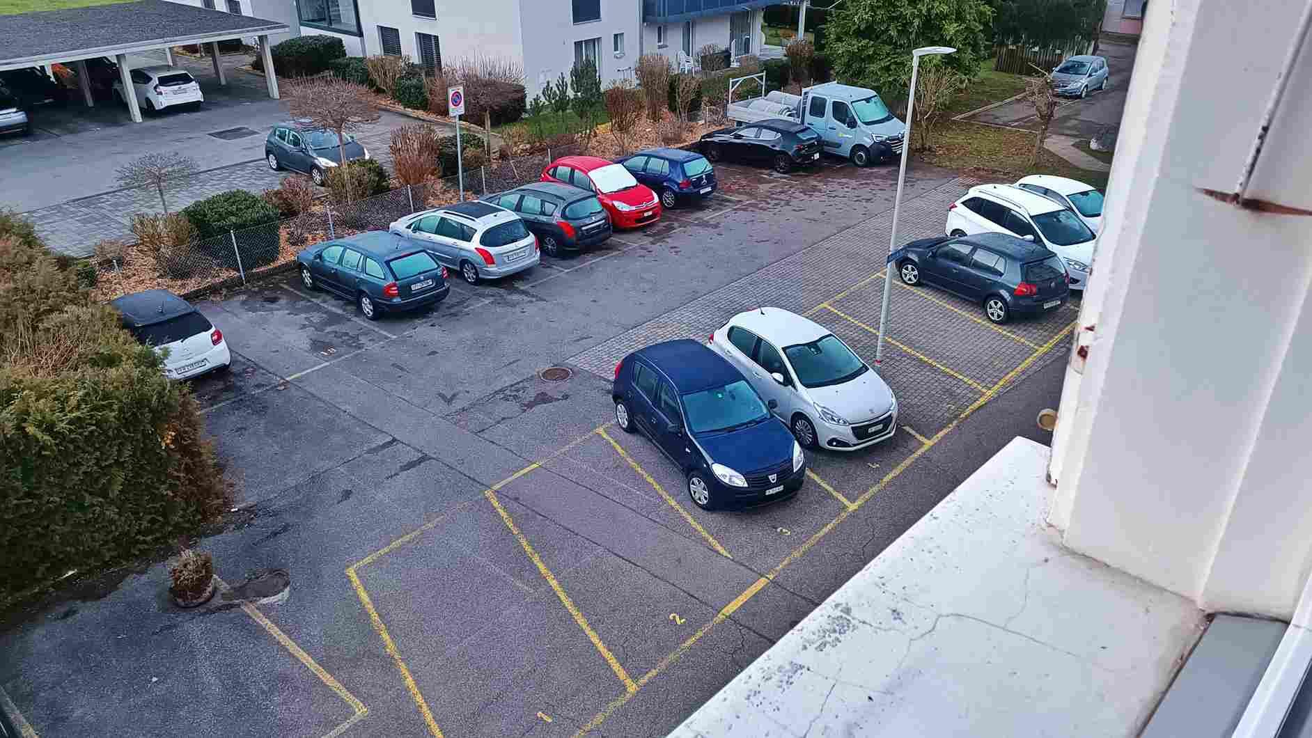 Parking view 2